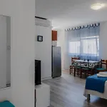 Tt Apartment Vir