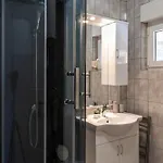 Tt Apartment Vir